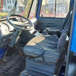 Hako Multicar M26 / DEFEKT / Ersatzteilspender