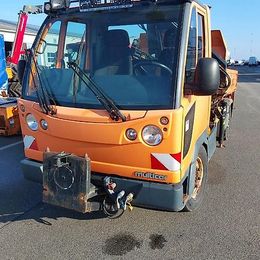 Hako Multicar M30 Fumo Carrier mit Kranaufbau / Reparaturbedürftig