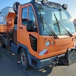 Hako Multicar M30 Fumo Carrier mit Kranaufbau / Reparaturbedürftig
