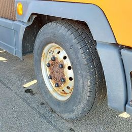 Hako Multicar M30 Fumo Carrier mit Kranaufbau / Reparaturbedürftig