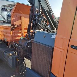 Hako Multicar M30 Fumo Carrier mit Kranaufbau / Reparaturbedürftig