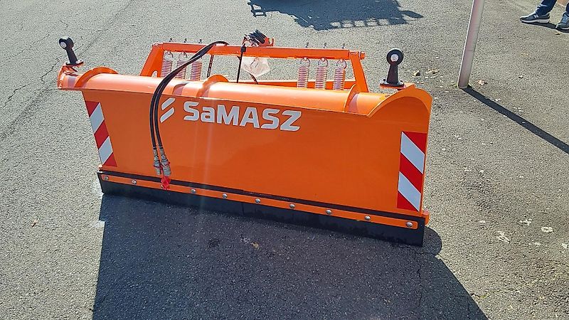 Winterdienstgeräte: SaMASZ Schneeschild UNI 180 gebraucht SaMASZ Schneeschild UNI 180