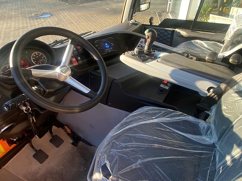 Kompakttraktoren: Lindner Traktoren Unitrac 122 LDrive gebraucht Lindner Traktoren Unitrac 122 LDrive