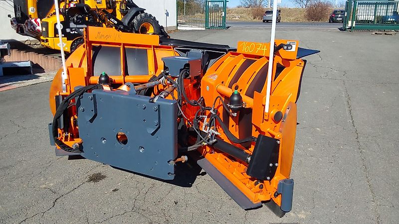 Winterdienstgeräte: Bucher Schneeräumschild UMC32 gebraucht Bucher Schneeräumschild UMC32