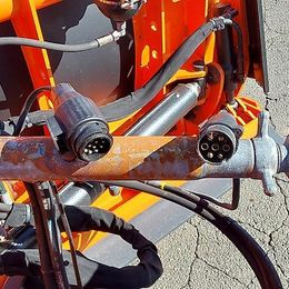 Bucher Schneeräumschild UMC32